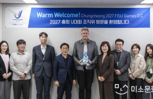 미국선수 부단장 방문
